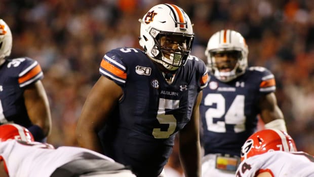 6_Derrick Brown